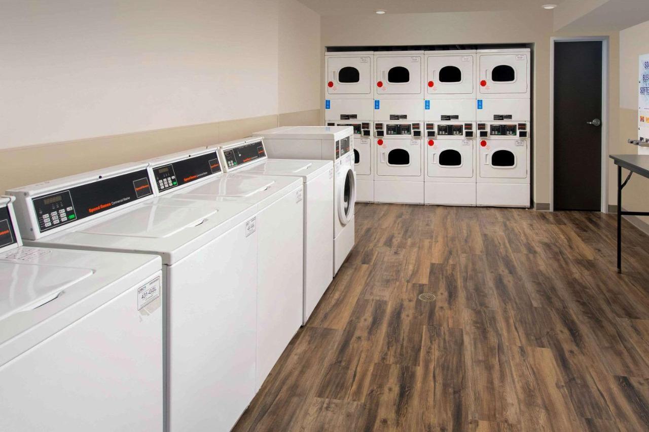 Woodspring Suites Черри-Хилл Экстерьер фото